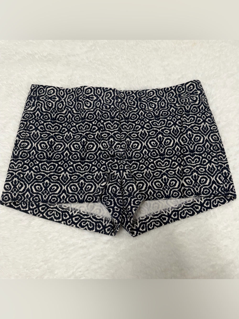 J. Crew White & Navy Patterned Shorts Size 10